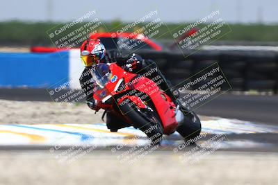 media/Jun-07-2025-TrackDaz (Sat) [[4413525952]]/B Group/1220pm (Turn 1)/